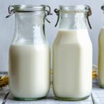 Diferencias entre la leche de vaca y la de cabra: ¿cuál elegir?